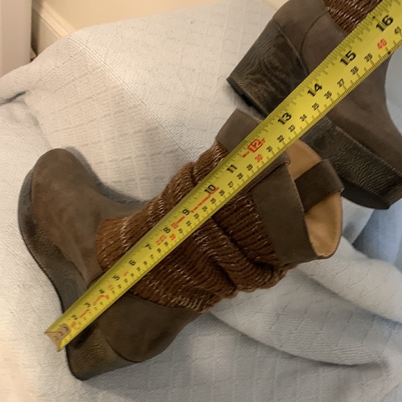 Muk Luks leg warmer style platform boots-NWOT- - Picture 5 of 11